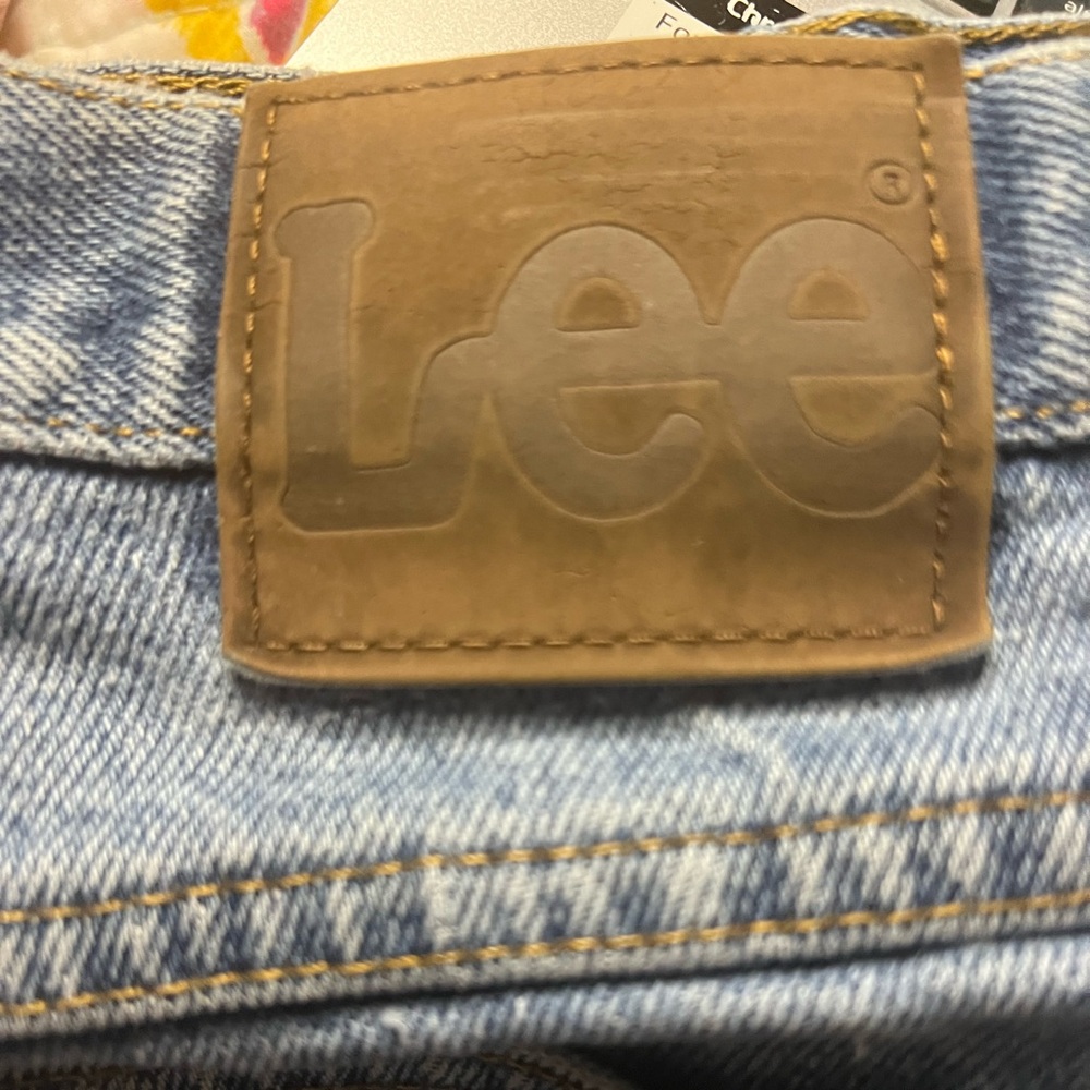Women's Vintage Lee Mom Denim Jeans Straight Leg, High Waist Size 31X32 - Picture 11 of 11